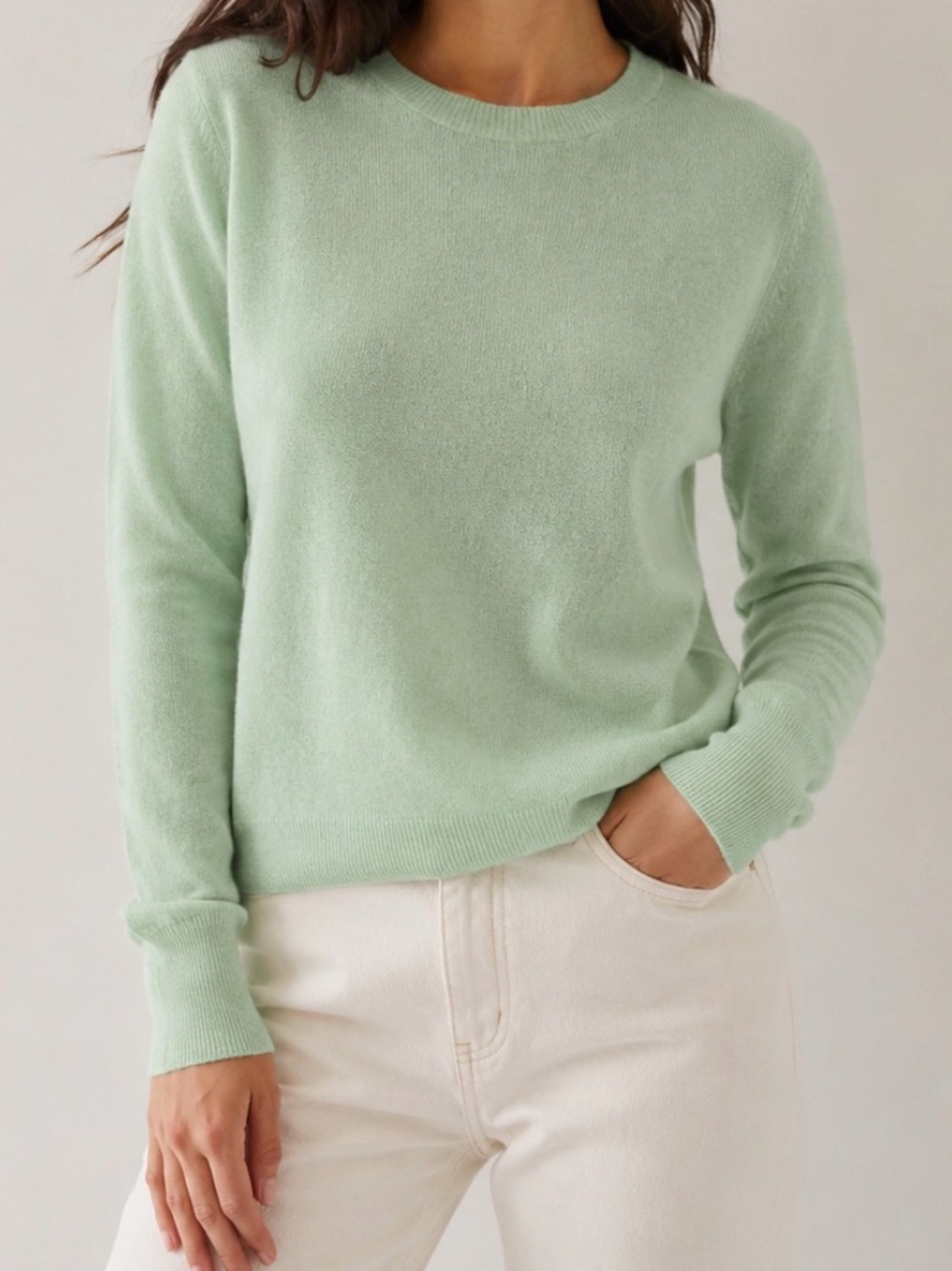 AYR 100% Cashmere Mint Green Crew Neck Sweater Size XS Quiet Luxury Knit Spring